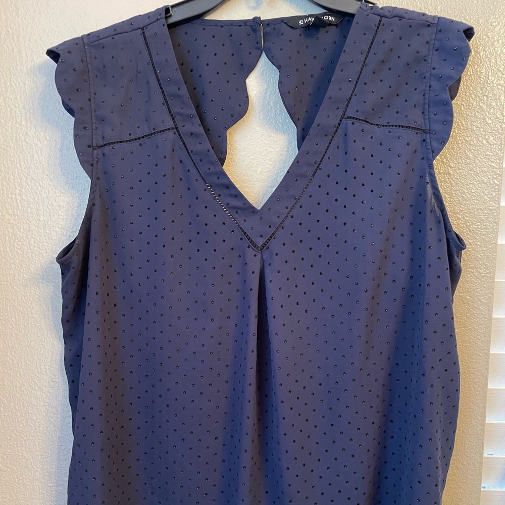 41 Hawthorn XL navy dot detail with scallop back